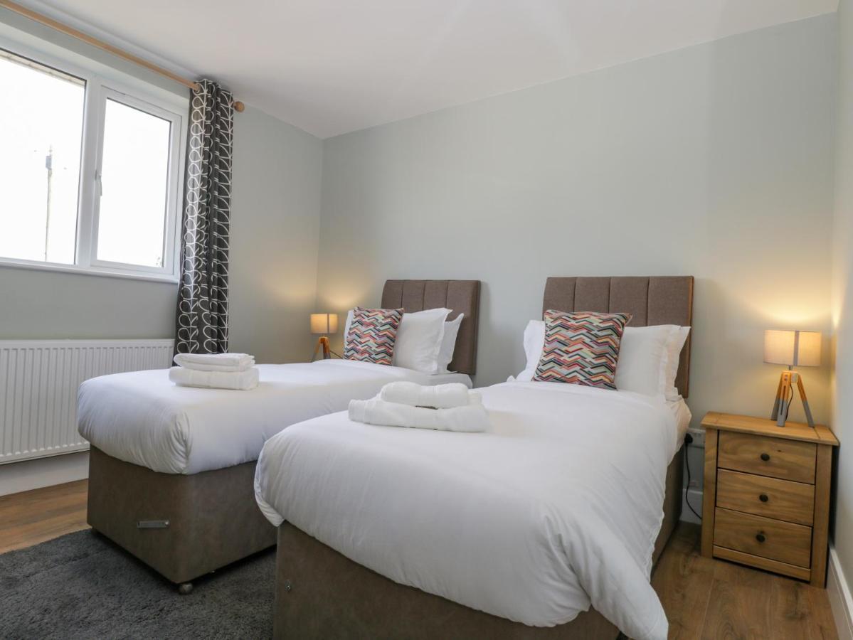 Villa Birch House Corsham Esterno foto