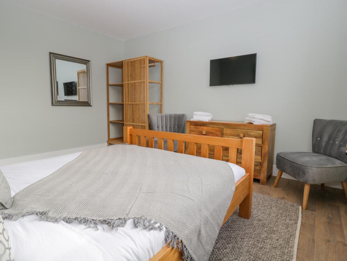 Villa Birch House Corsham Esterno foto