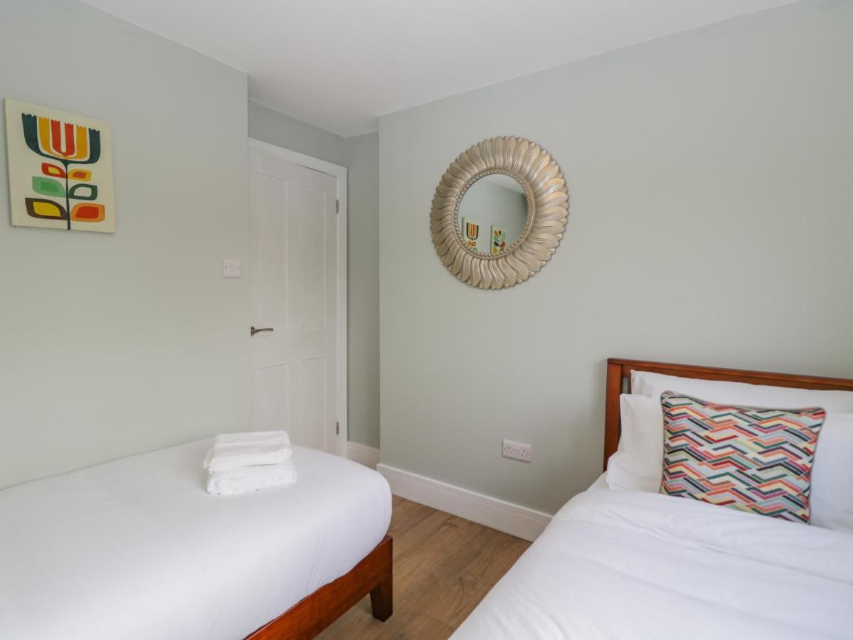 Villa Birch House Corsham Esterno foto